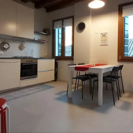 Ca' Santina بيت ضيافة تْشيتاديلاّ